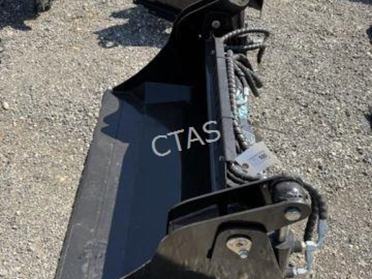 #105-•-skid-steer-4-in-1-bucket---39"-image-2