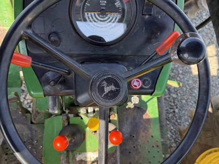 john-deere-2550-image-61
