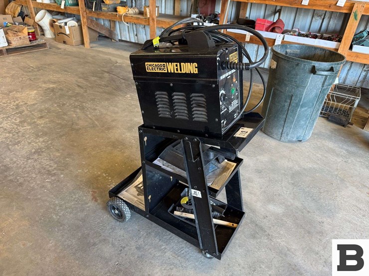 chicago-electric-90-amp-flux-wire-welder-image-3
