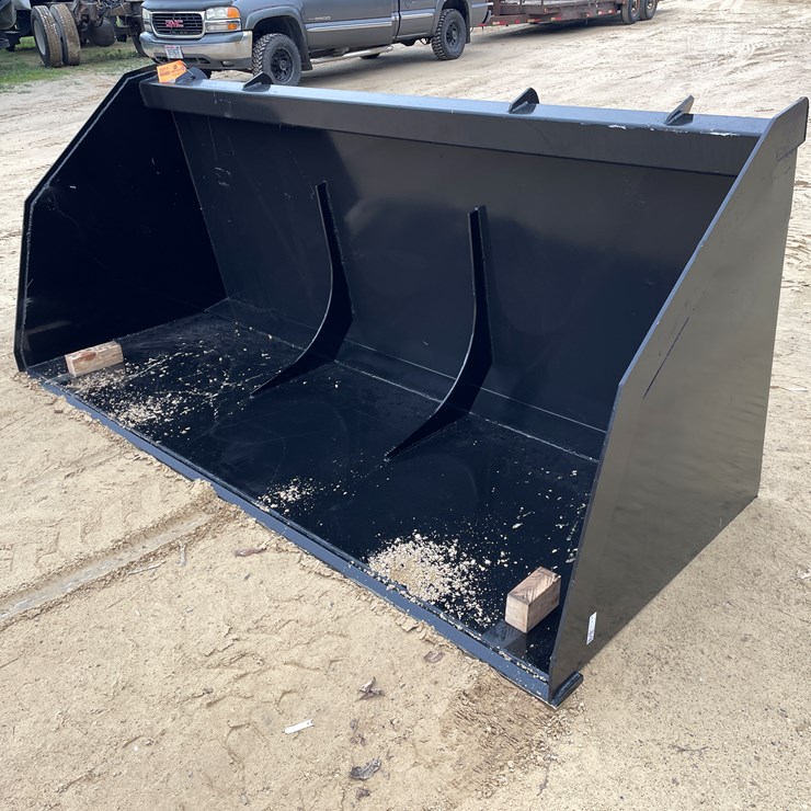 #2011 • New KC Oversized QT Light Material Skid Steer Bucket