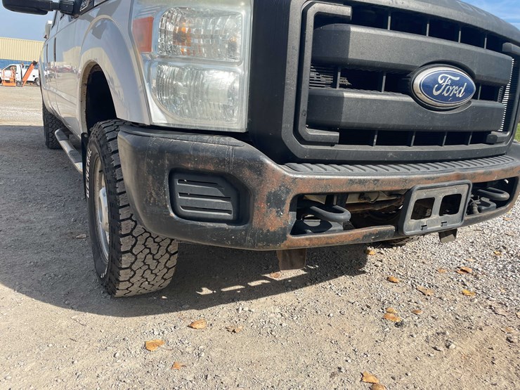 2011-ford-f250-xl-image-36