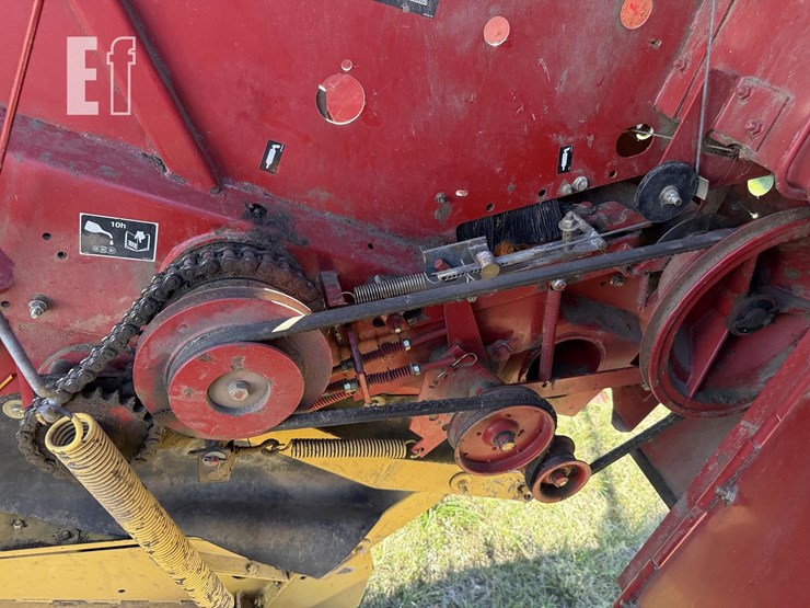 new-holland-688-image-16