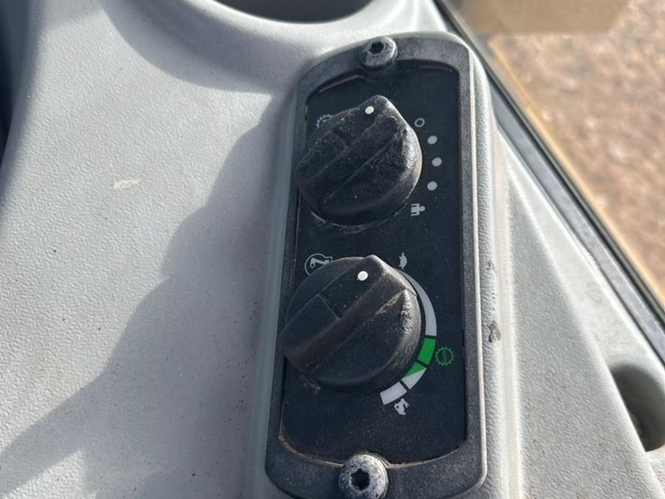 2018-caterpillar-d6n-xl-image-54