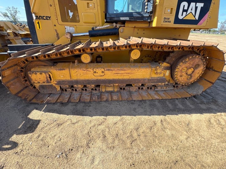 2007-caterpillar-d6k-lgp-image-13