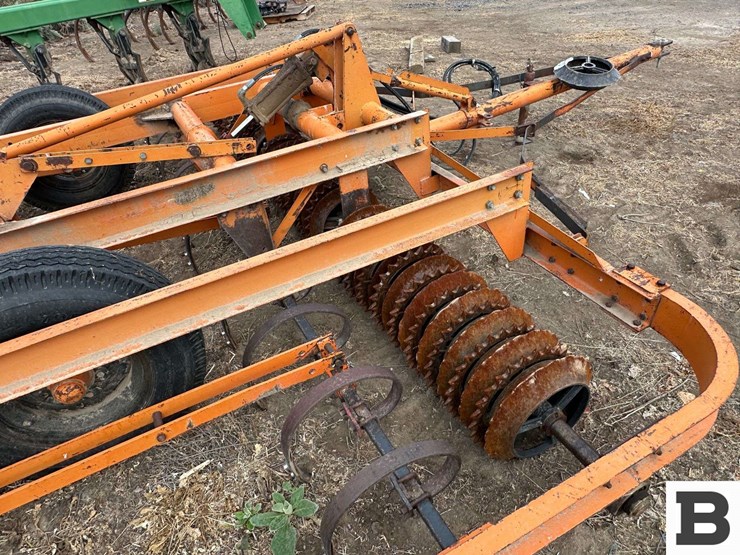 bearcat-seedbed-maker-image-21