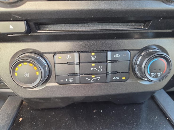 2017-ford-f150-image-41