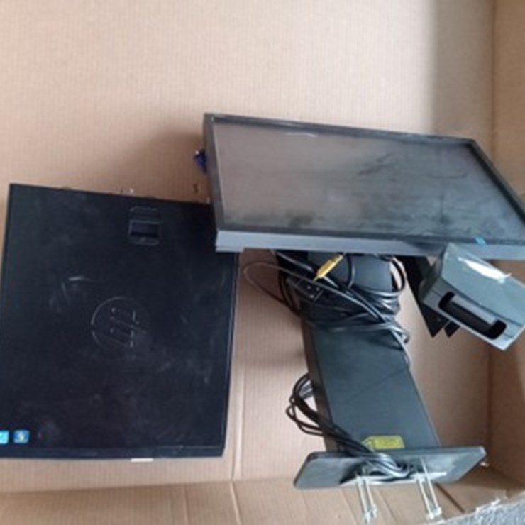 LOT#-792-COMPUTER ACCESSORIES