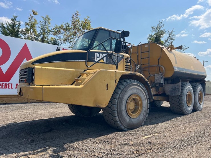 2005-caterpillar-740-image-8