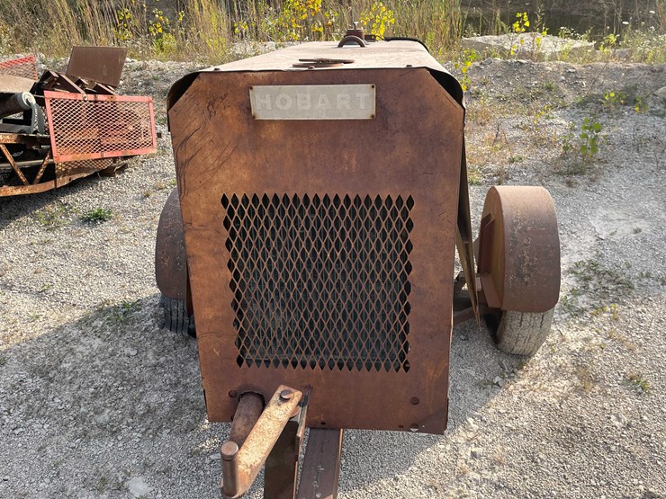 #8633-•-hobart-powerweld-303-welder-trailer-(maq)-image-15
