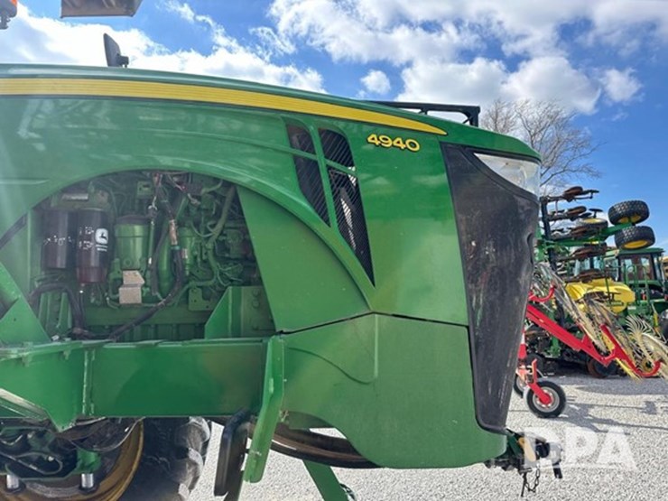2012-john-deere-4940-image-38