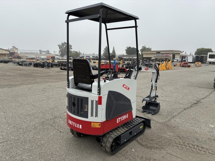 2025-bttl-et15h-6-hydraulic-excavator-image-3