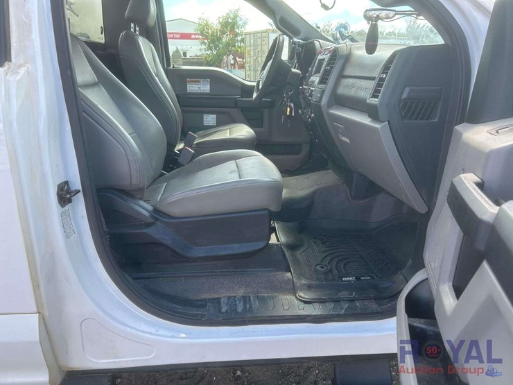 2019-ford-f550-image-32