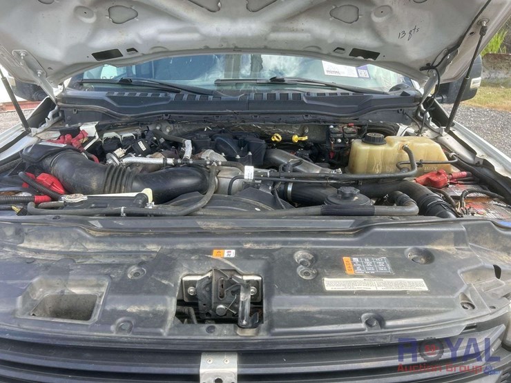 2019-ford-f550-image-39