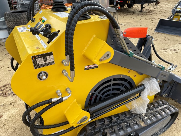 #215-•-new-landhonor-ride-on-skid-steer-loader-image-16