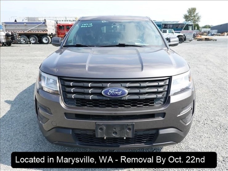 2017-ford-explorer-image-14