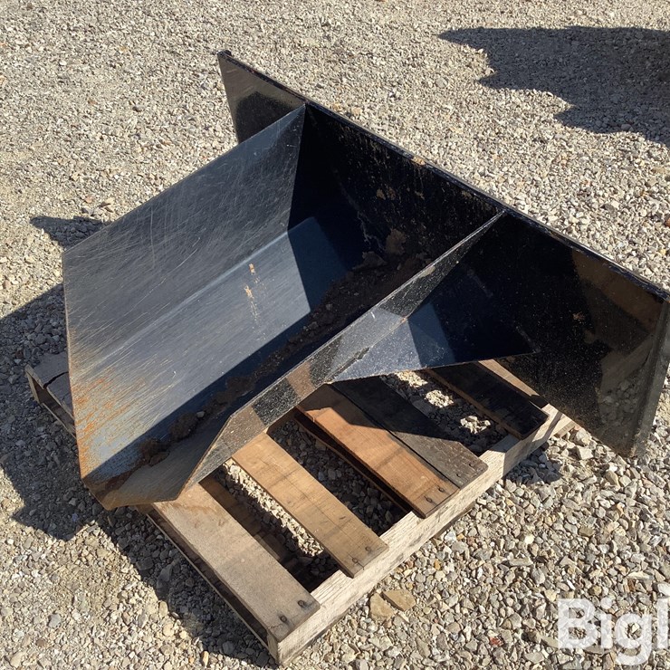Skid Steer Stump Bucket Attachment