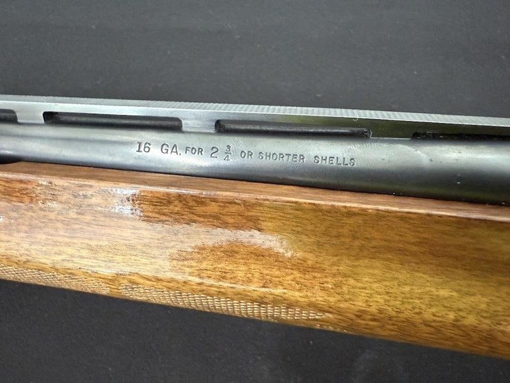 remington-1100-16-gauge-shotgun-image-6