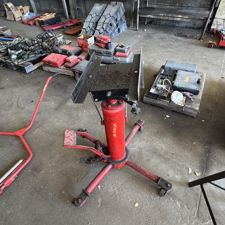 HYDRAULIC UNDERHOIST TRANSMISSION JACK W/FOOT PEDA HYDRAULIC UNDERHOIST TRANSMISSION JACK W/FOOT PEDA