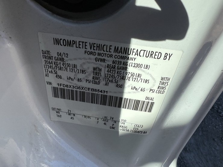 2012-ford-f350-image-10