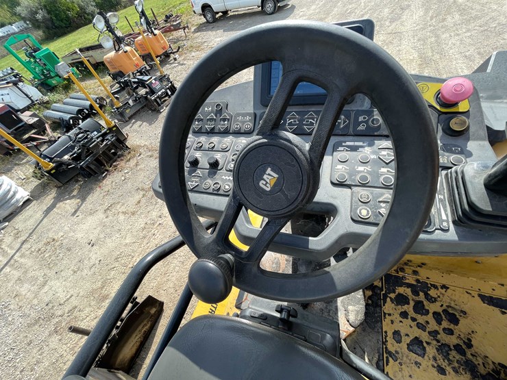 #8612-•-2019-cat-ap100f-asphalt-paver-(aps)-image-89