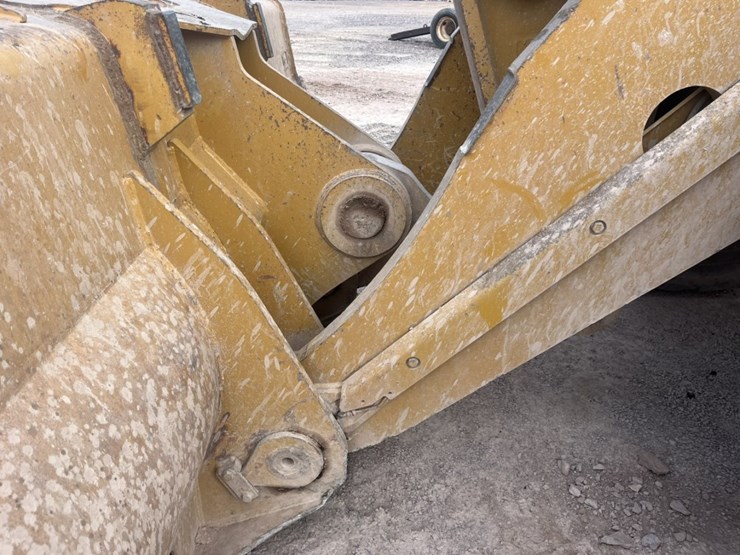 caterpillar-988k-image-19