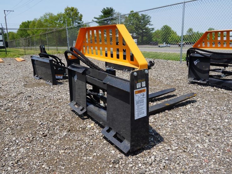 #2515-•-new!-wolverine-pallet-fork-hydraulic-adjustable-image-4