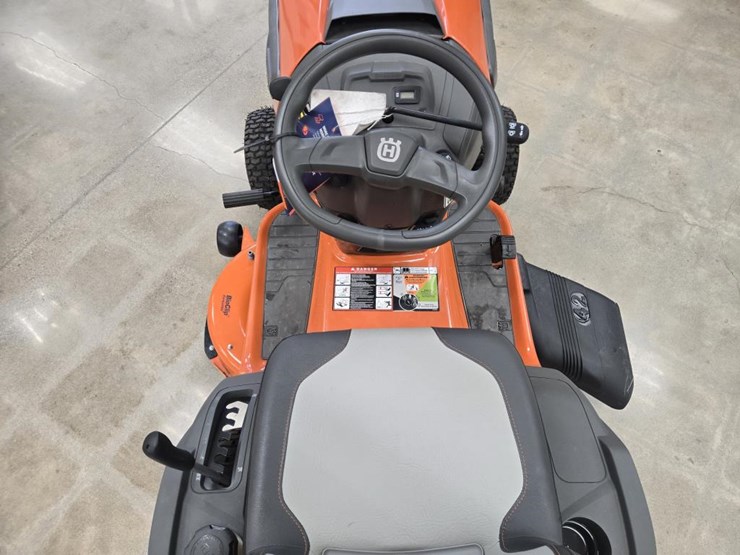 #1784-•-husqvarna-ts142l-lawn-mower-image-16