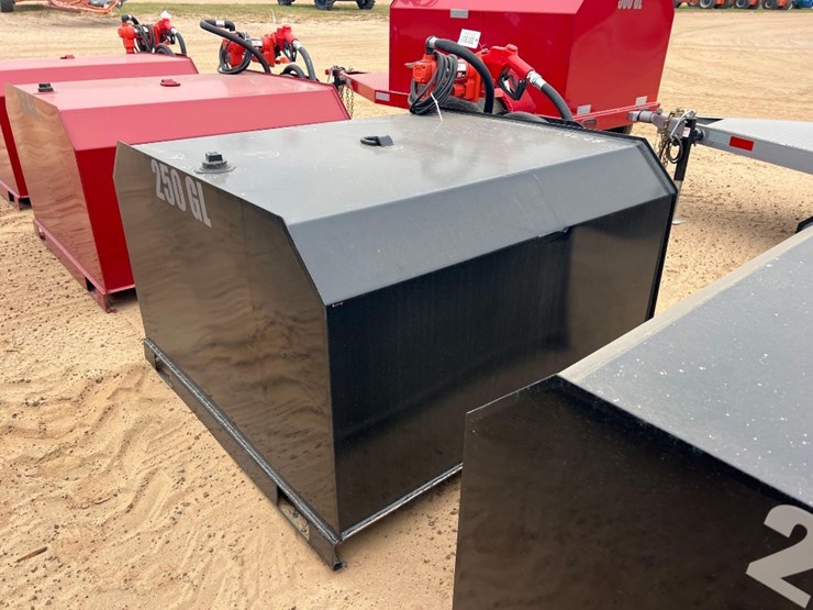 unused-xstar-250-gallon-fuel-tank-image-3