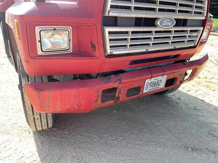 ford-f800-image-16
