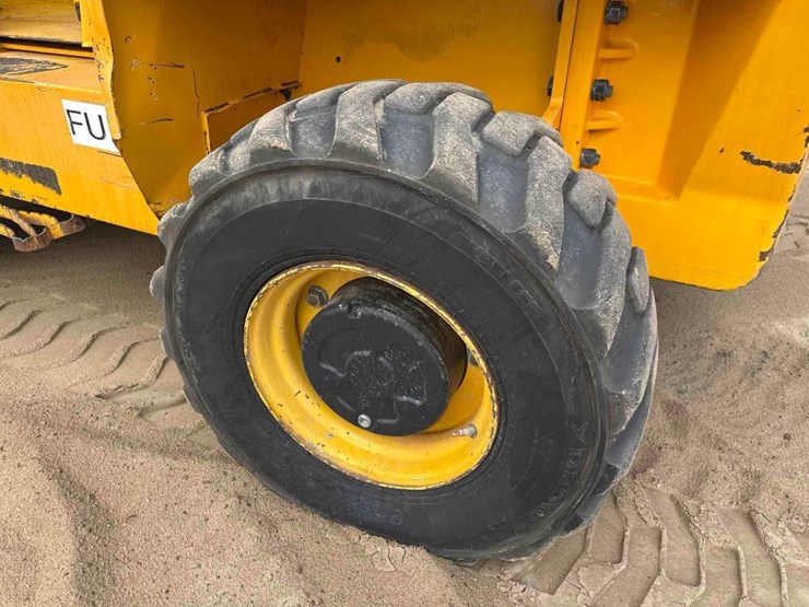 sellick-s60j4i-2-rough-terrain-forklift-image-9