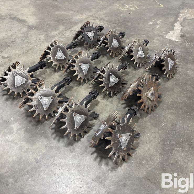 Dawn Screw Adjust Row Cleaners