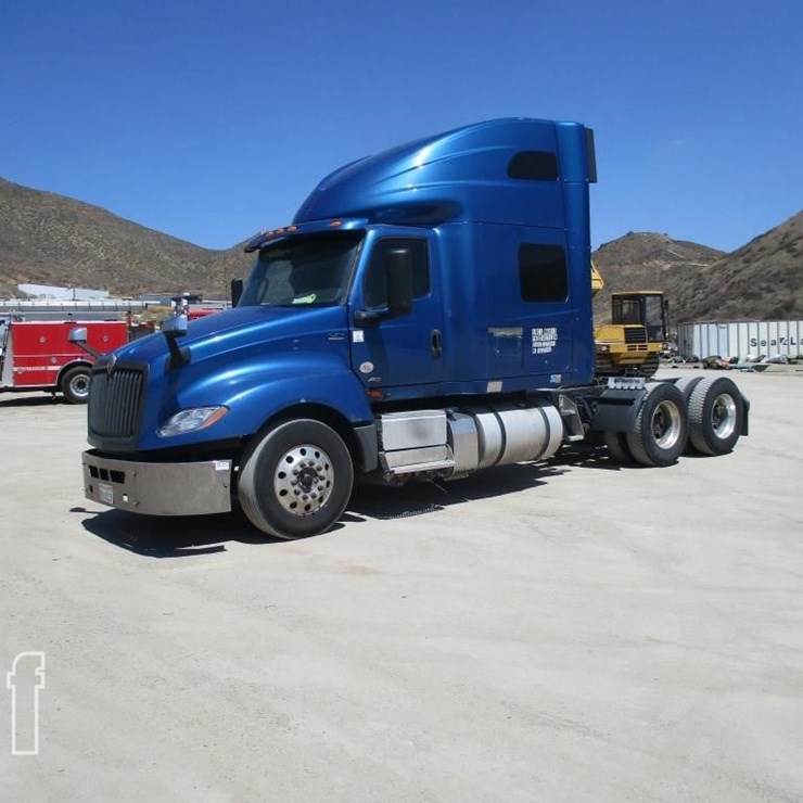 2019 INTERNATIONAL LT