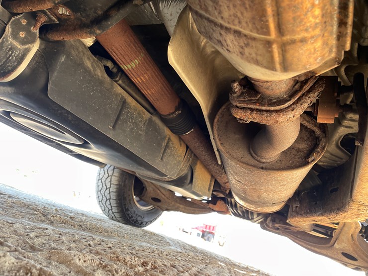 2004-ford-explorer-image-91