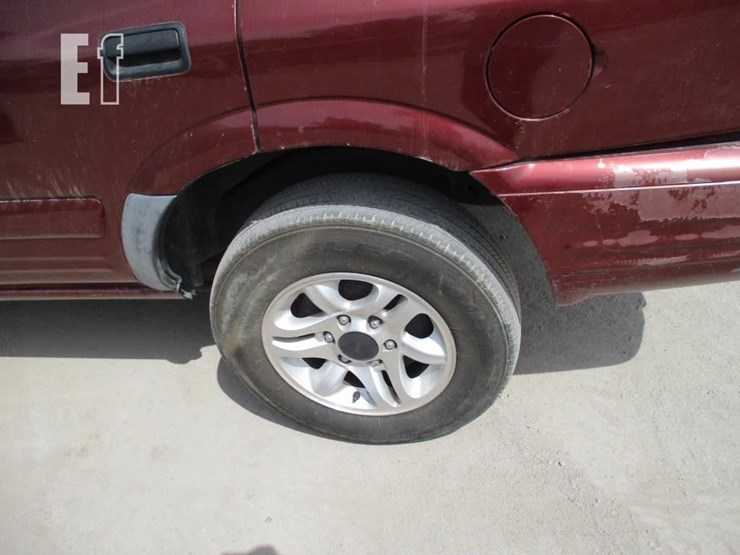 2002-isuzu-rodeo-image-13