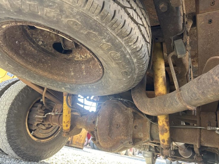 2004-ford-f350-image-47