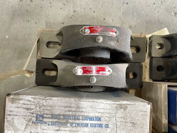 #8621-•-pallet-of-various-bearings-(aps)-image-14