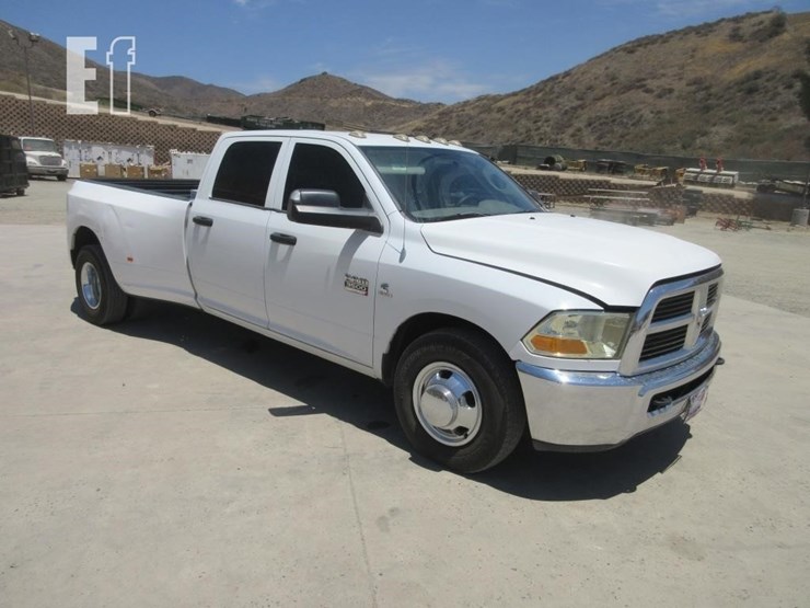 2011-dodge-3500hd-image-4