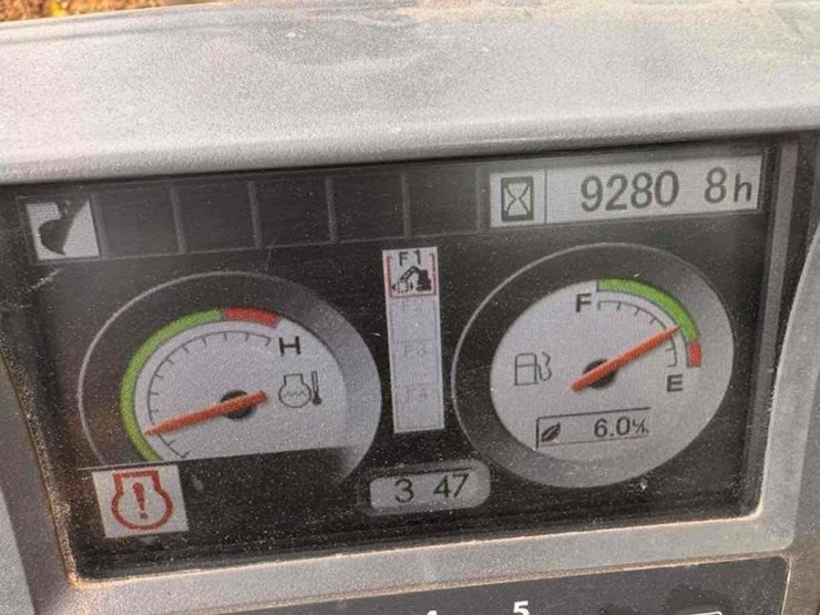 2006-hitachi-zx650-lc-3-image-11