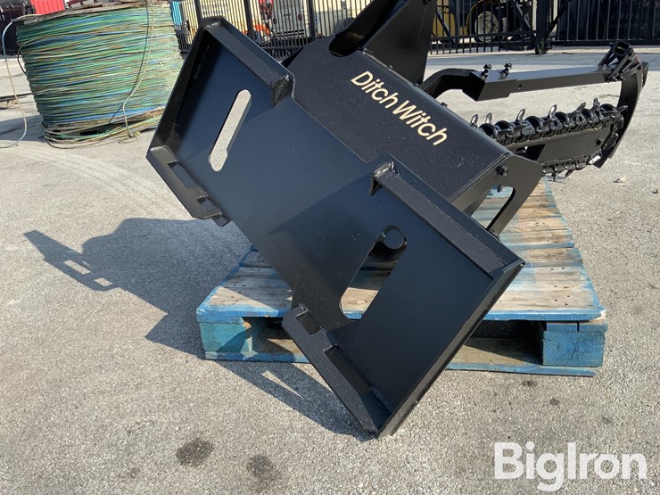 2007-ditchwitch-skid-steer-trencher-image-11