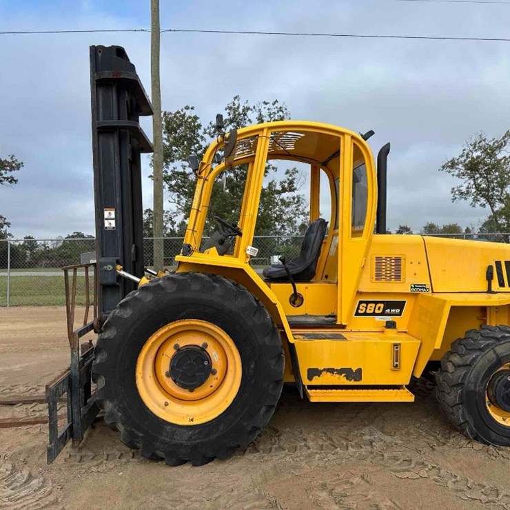 SELLICK S80J4E-4 ROUGH TERRAIN FORKLIFT