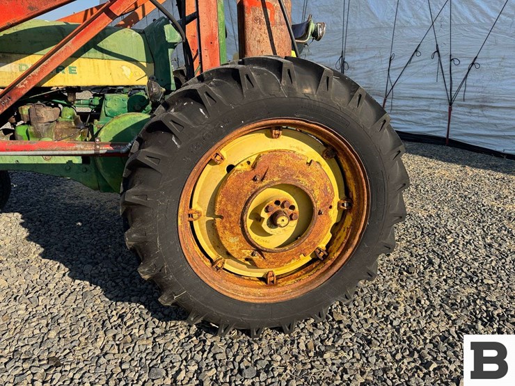 john-deere-630-image-25