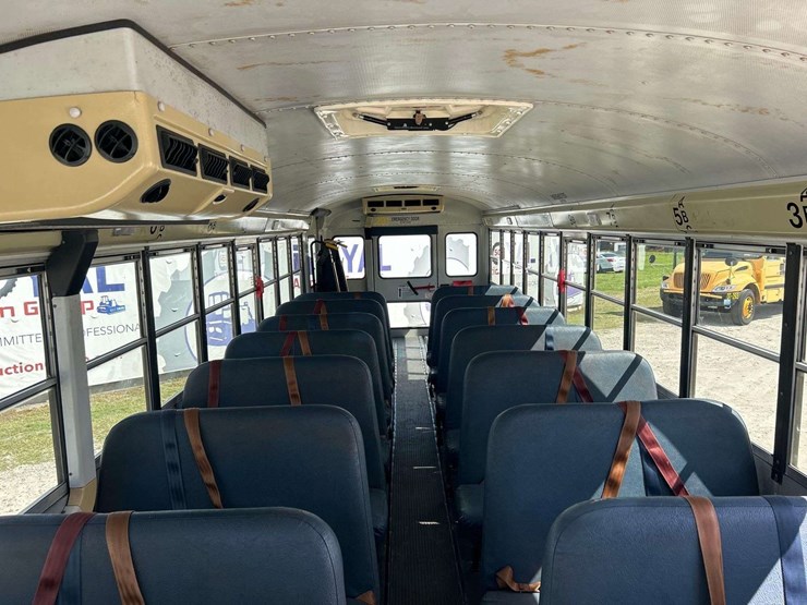 2007-ic-corporation-pb105-school-bus-image-17