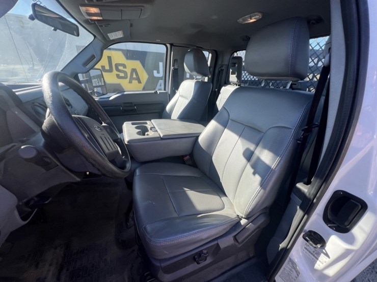 2012-ford-f350-image-30