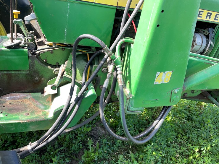 john-deere-2640-image-39