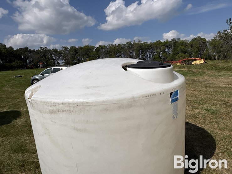 ace-roto-mold-1650-gallon-liquid-tank-image-13