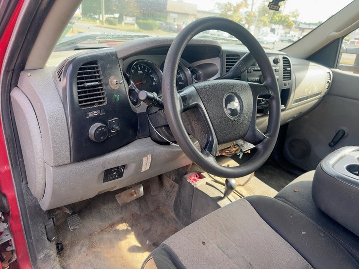 2008-chevrolet-silverado-3500hd-image-17