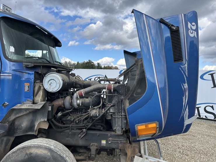 1997-mack-ch613-image-31