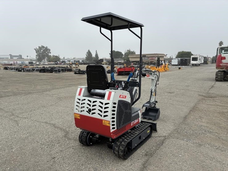 2025-bttl-et12m-6-hydraulic-excavator-image-3