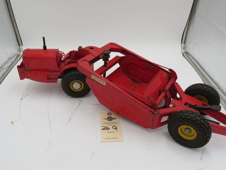 doepke-model-toys-hay-liner-earth-mover-image-2