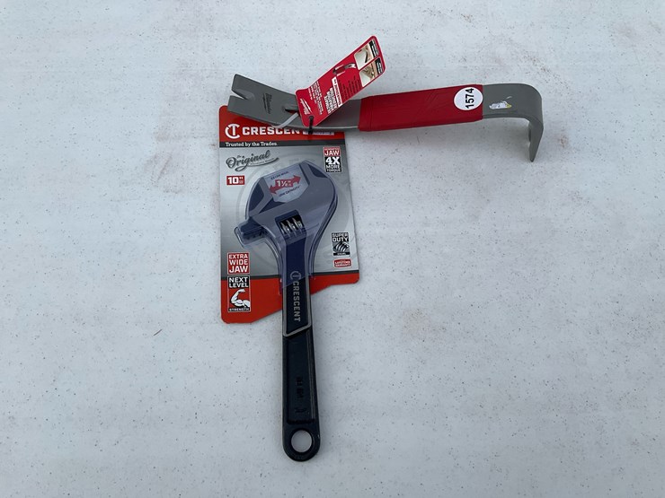 #1574-•-crescent-wrench-and-milwaukee-pry-bar-image-3